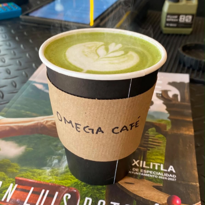 Matcha Latte 12 Oz