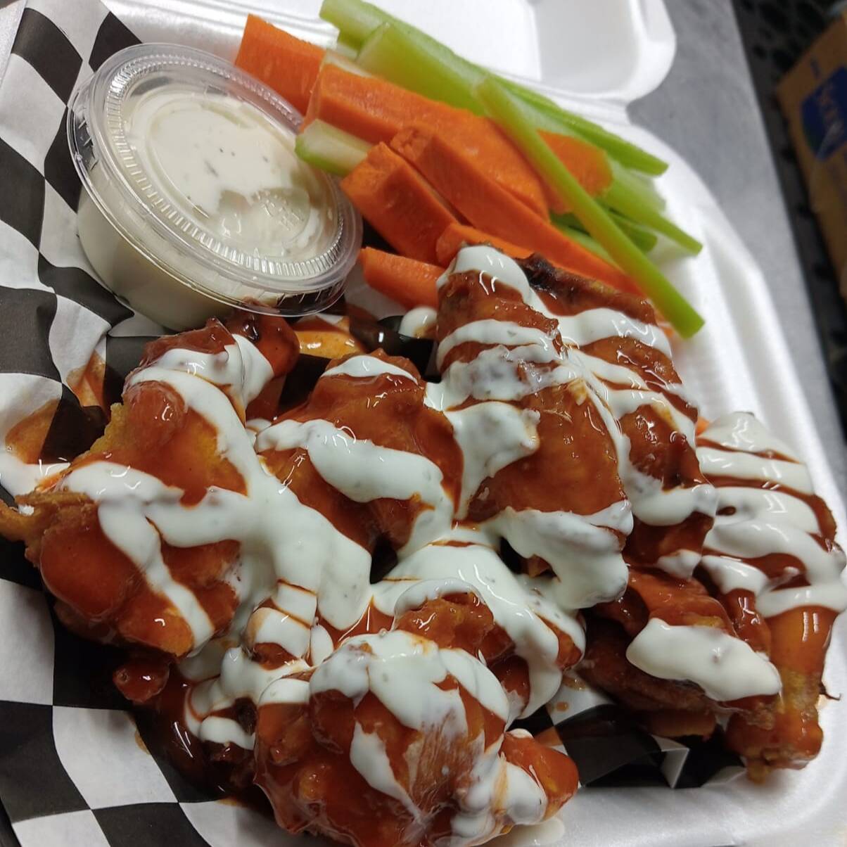 Mix Alitas Boneless Papas