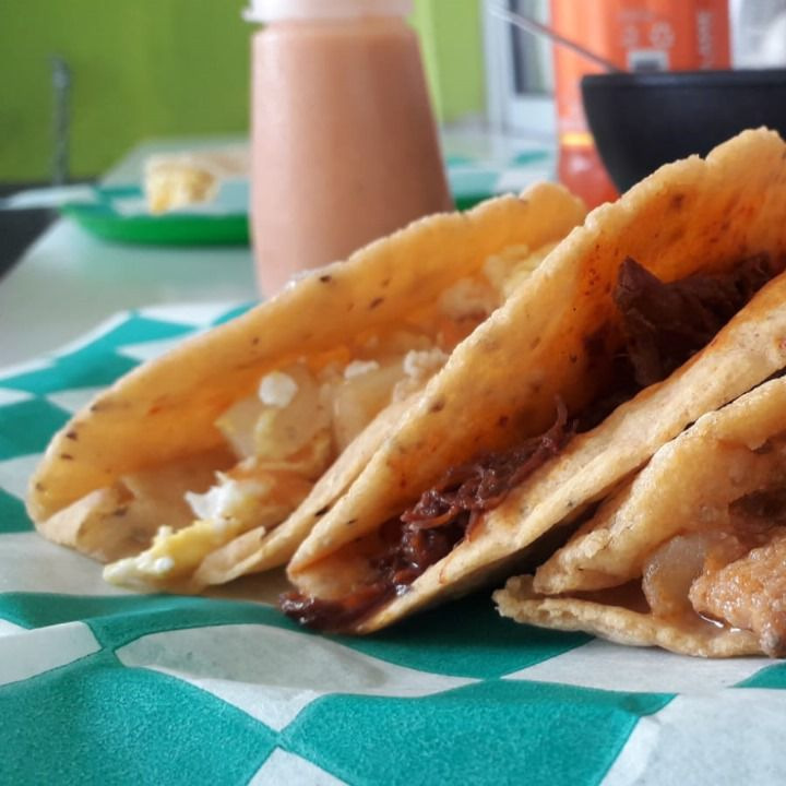 Taco de Maiz con Papas con Chorizo