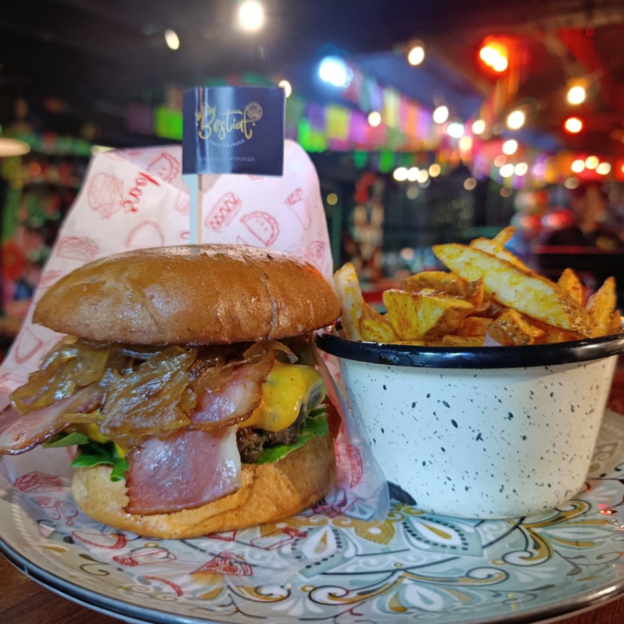 Hamburguesa Guera Clásica 150gr + Papas