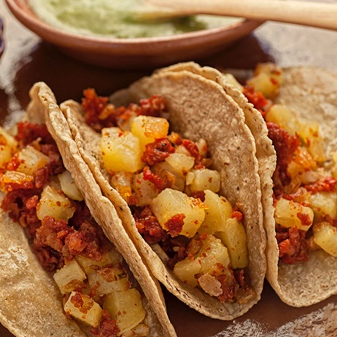 Taco de Papas con Chorizo