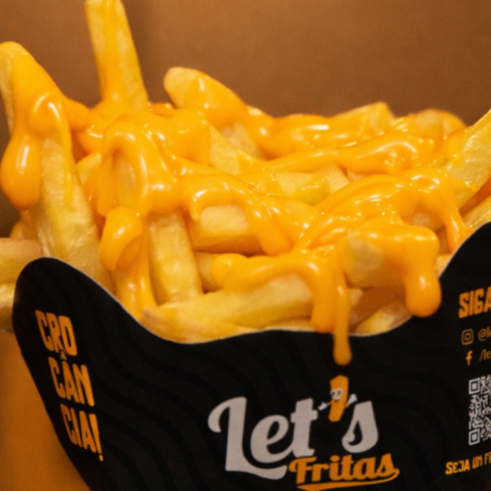 400 gramas da melhor batata frita crocante e sequinha, com nosso adicional exclusivo de Cheddar Vegano, zero lactose, experimente!
