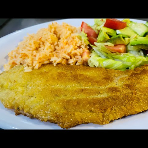 Filete Tilapia Empanizado con papas fritas y arroz