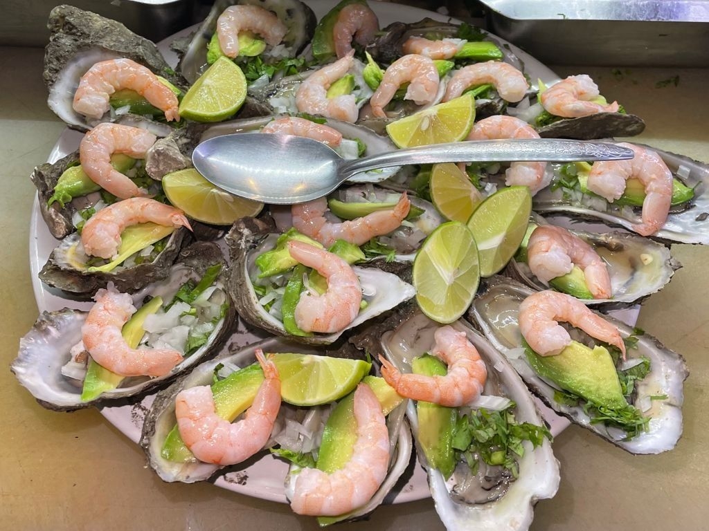 Ostiones Rasurados con Camarón