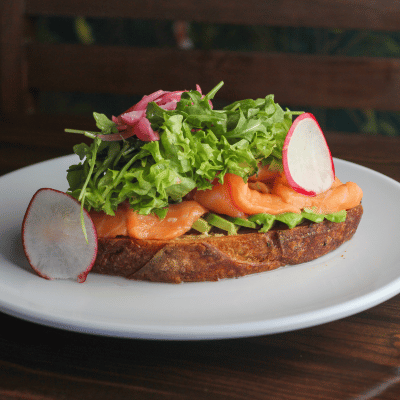 Toast de Salmón