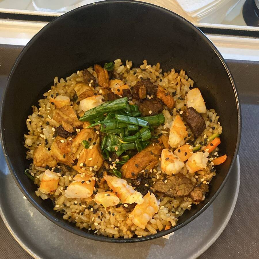 YAKIMESHI SENCILLO (ESPECIFICAR INGREDIENTE)