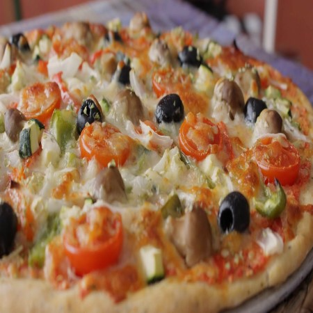 Pizza Vegetariana Familiar