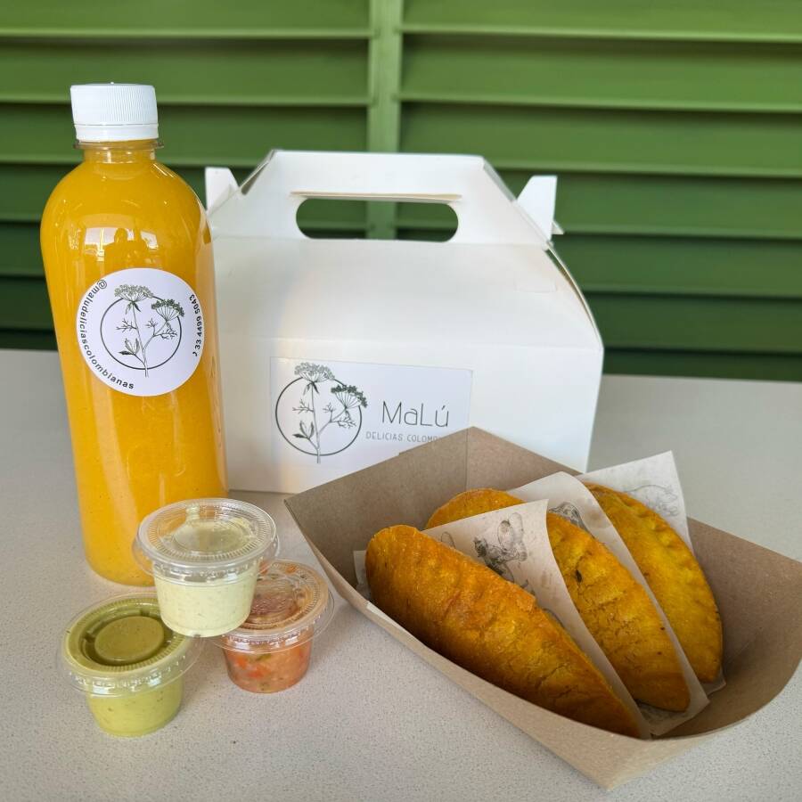 3 empanadas + bebida