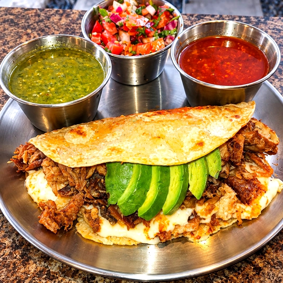 Mega Quesadilla SURTIDA