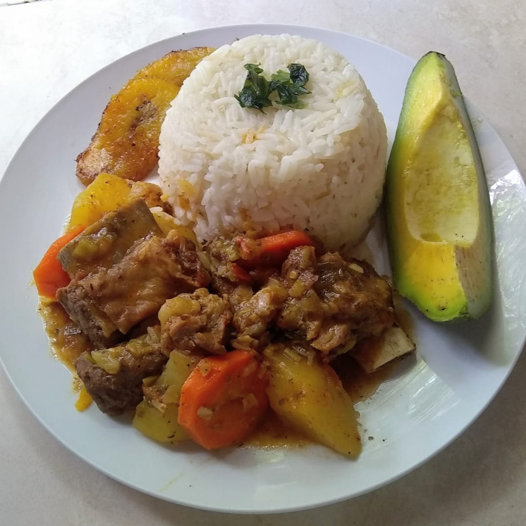 Costilla Guisada