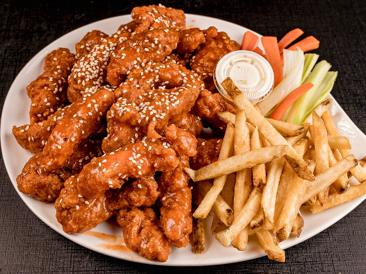 Boneless & Burgers Lab (San Pedro)