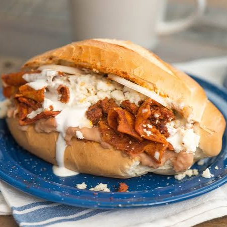 Torta de Chilaquiles