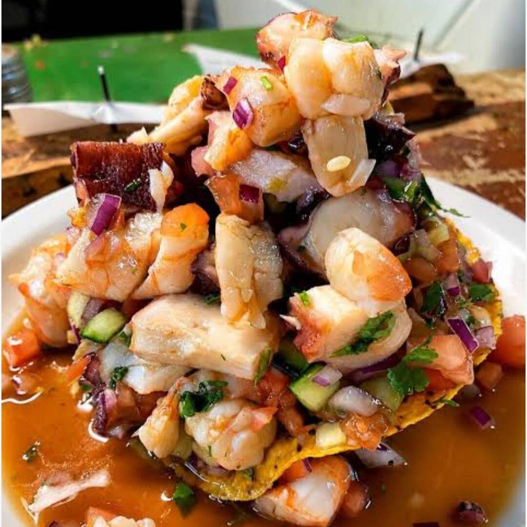 Tostada Mixta Alegre