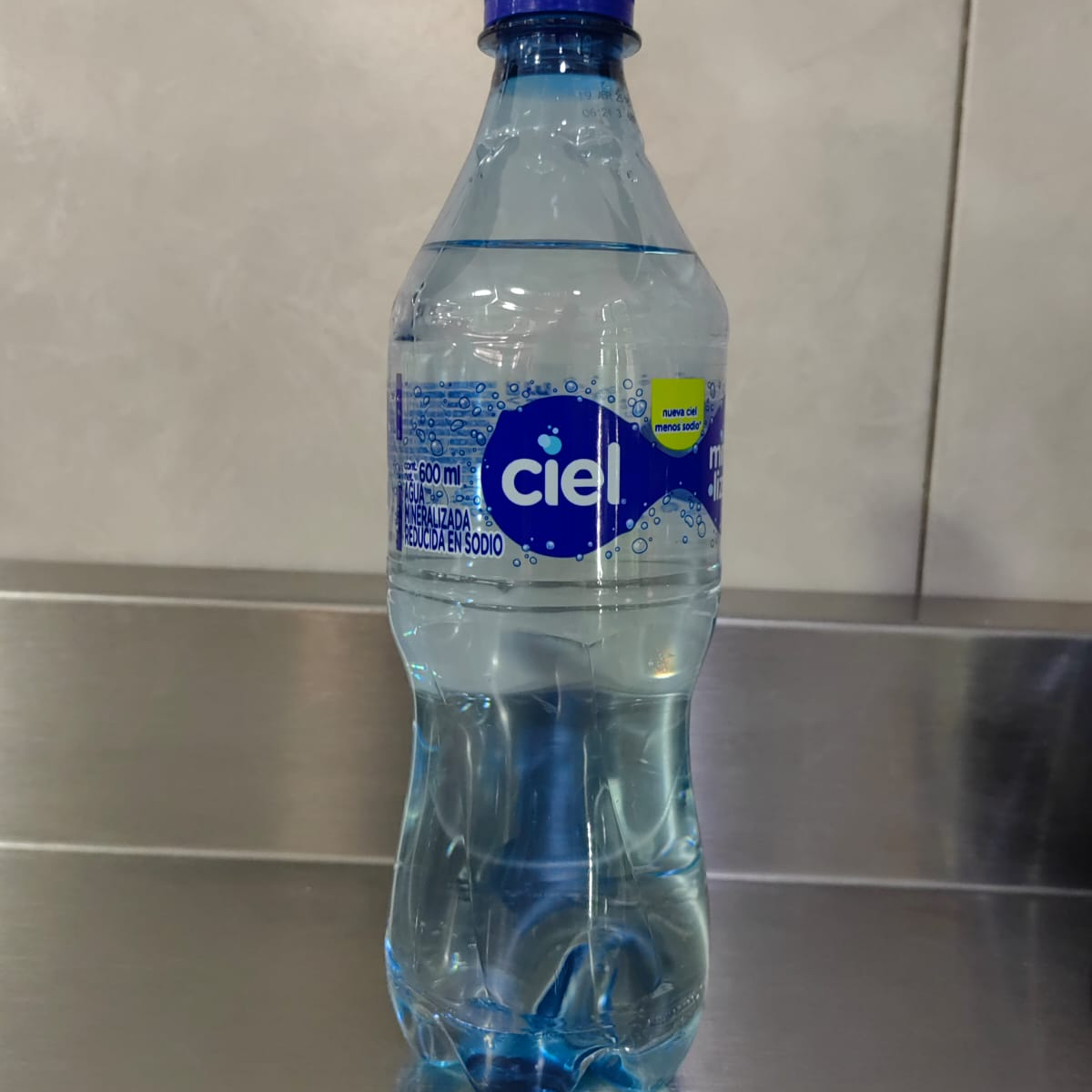 Agua Minel de 600 ml