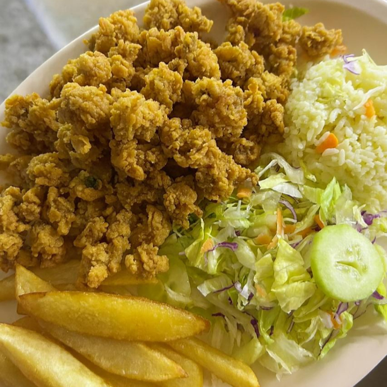 Ostiones empanizados