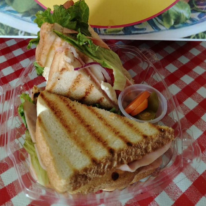 SÁNDWICH LUNCH (3 REBANADAS DE PAN)