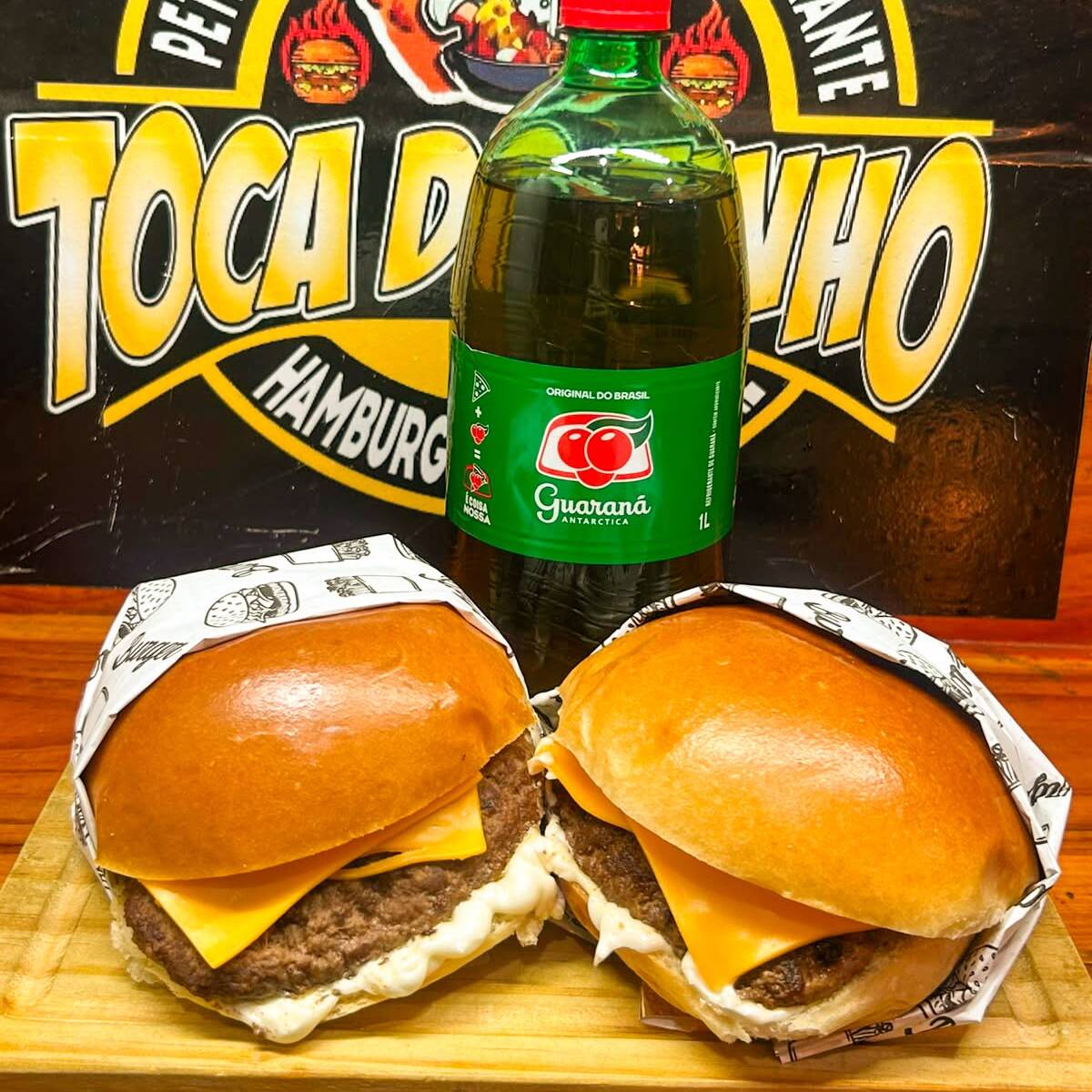 X Burguer - Pão de Brioche super macio , burguer artesanal de 120g, fatia de queijo cheddar e Molho da Casa.