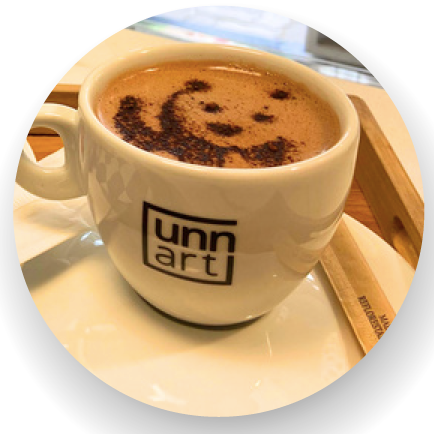 Chocolate meio amargo e leite vaporizado