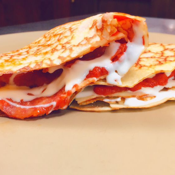 CREPA DE PEPPERONI