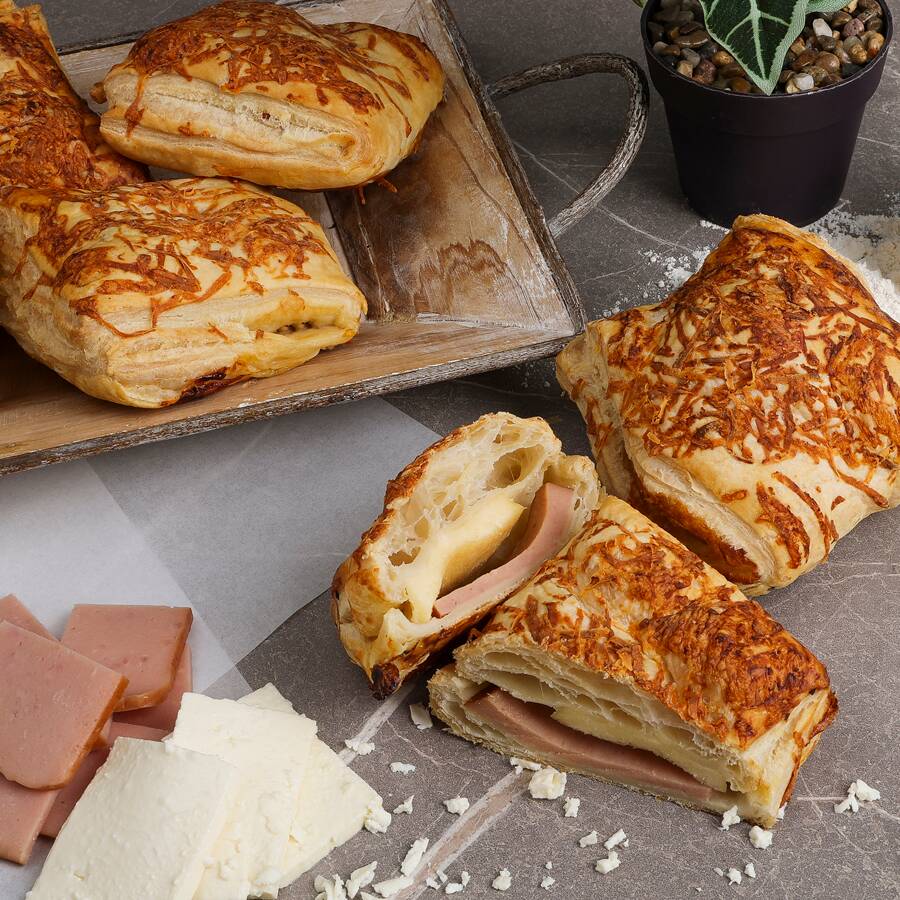 Pastel Jamón y Queso