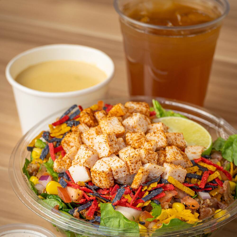 Combo Ensalada Chera + Té de la Casa + Papitas