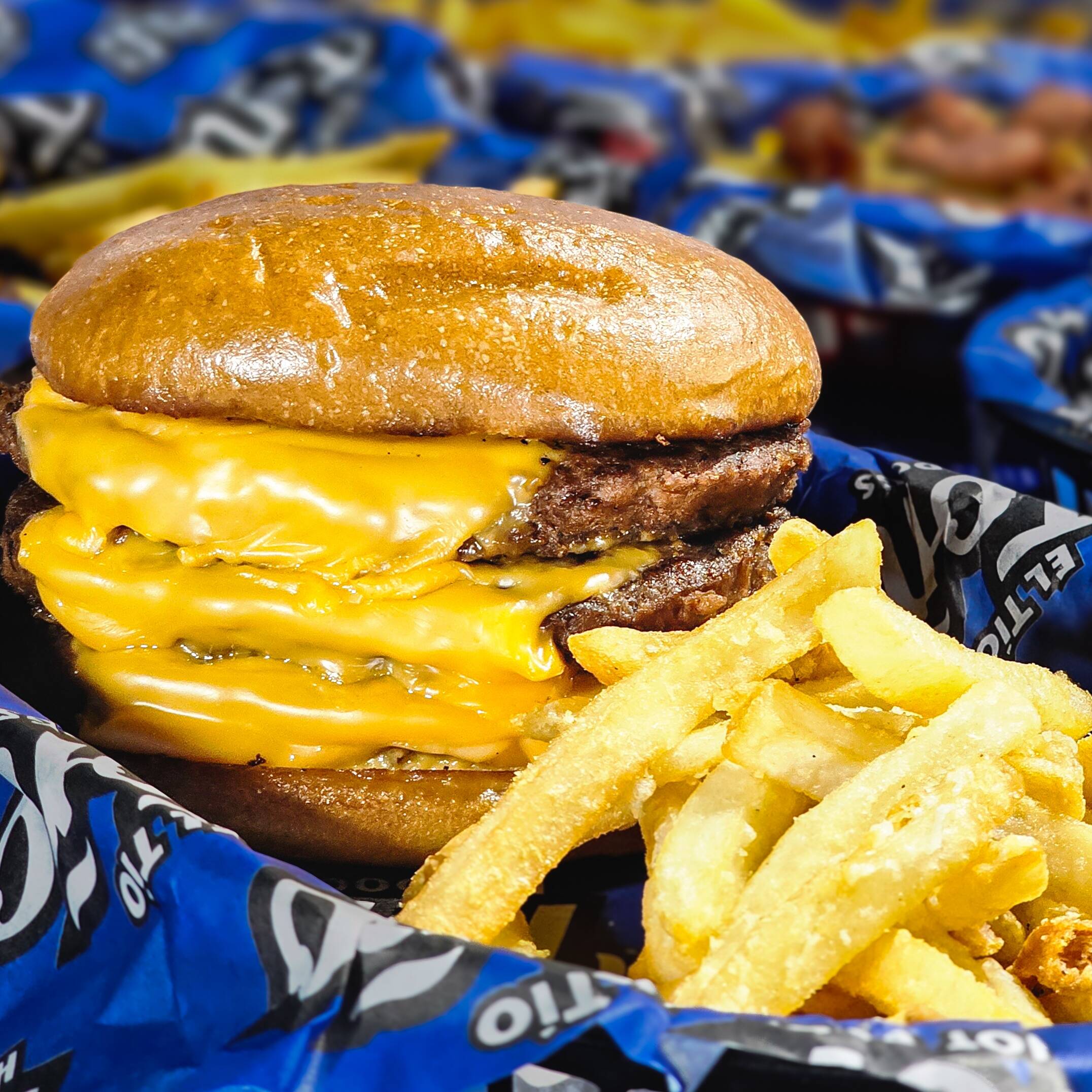 HAMBURGUESA TRIPLE