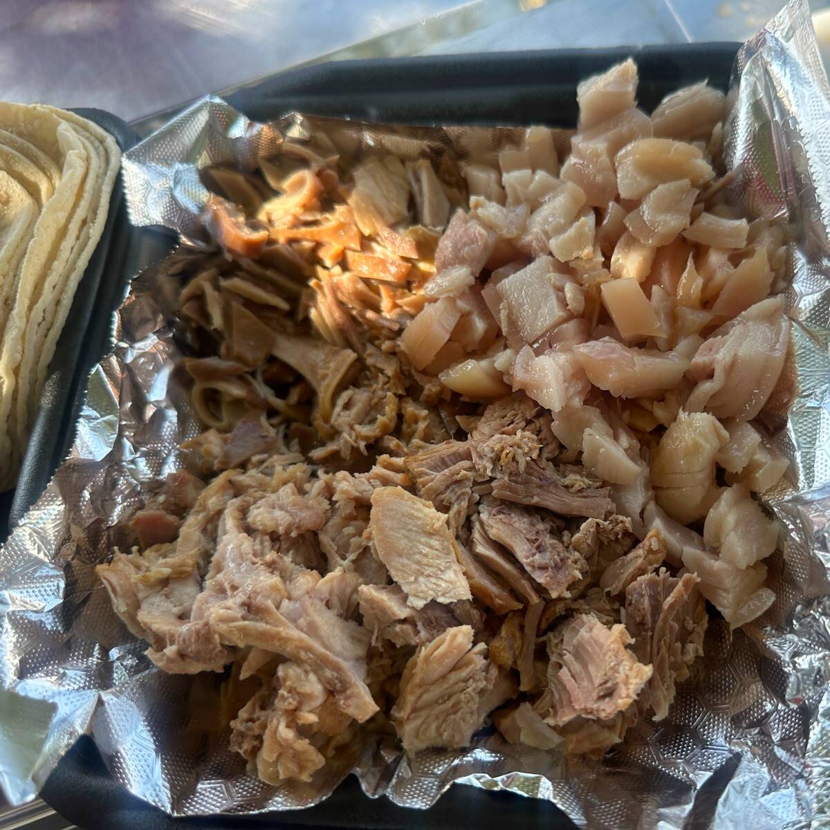 Medio Kilo Carnitas Surtidas