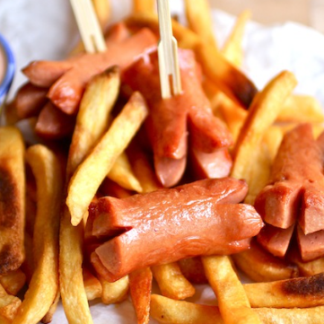 Salchipapas