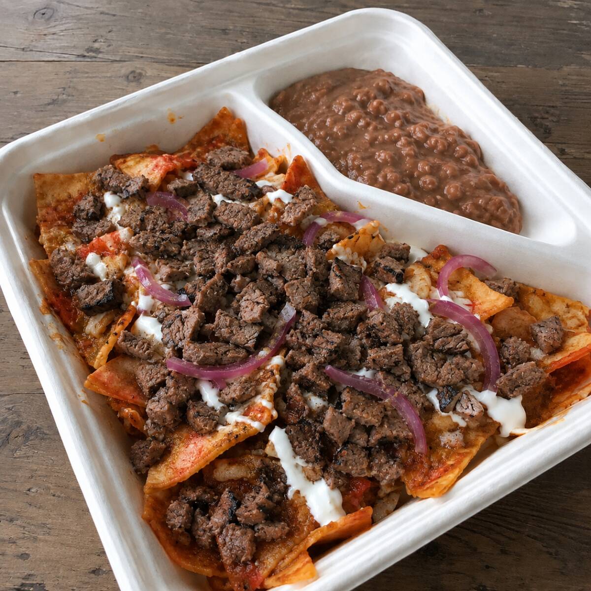 Chilaquiles Rojos con Carne Asada
