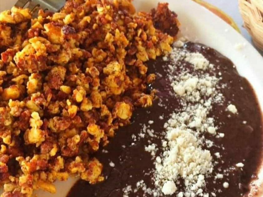 Huevo con Longaniza de Valladolid