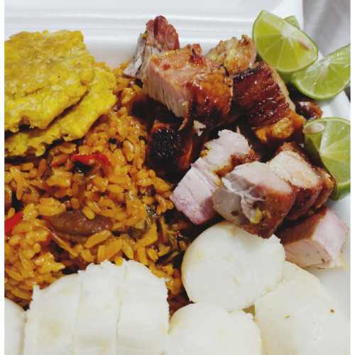 Arroz de cerdo con chicharron