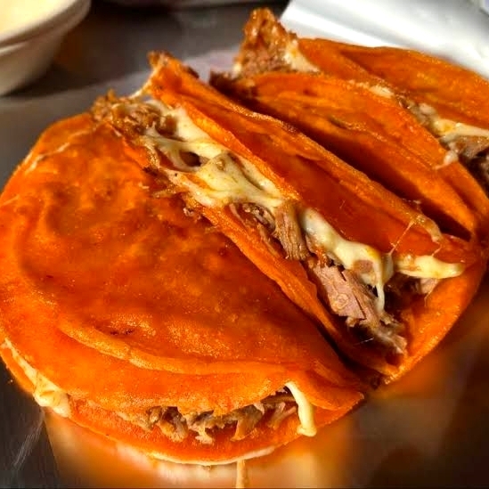 Taco de Birria Dorado