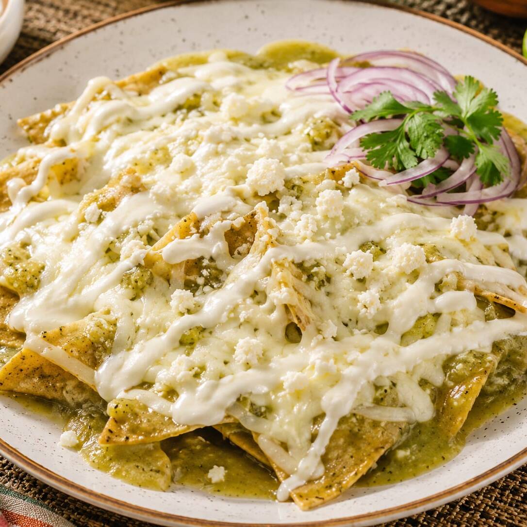 CHILAQUIES SUIZOS CON POLLO