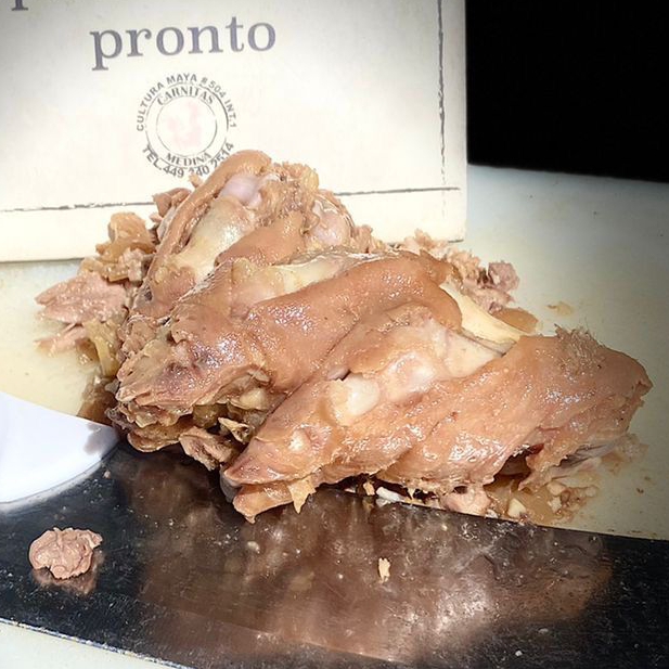 PATA DE CERDO BLANDAS