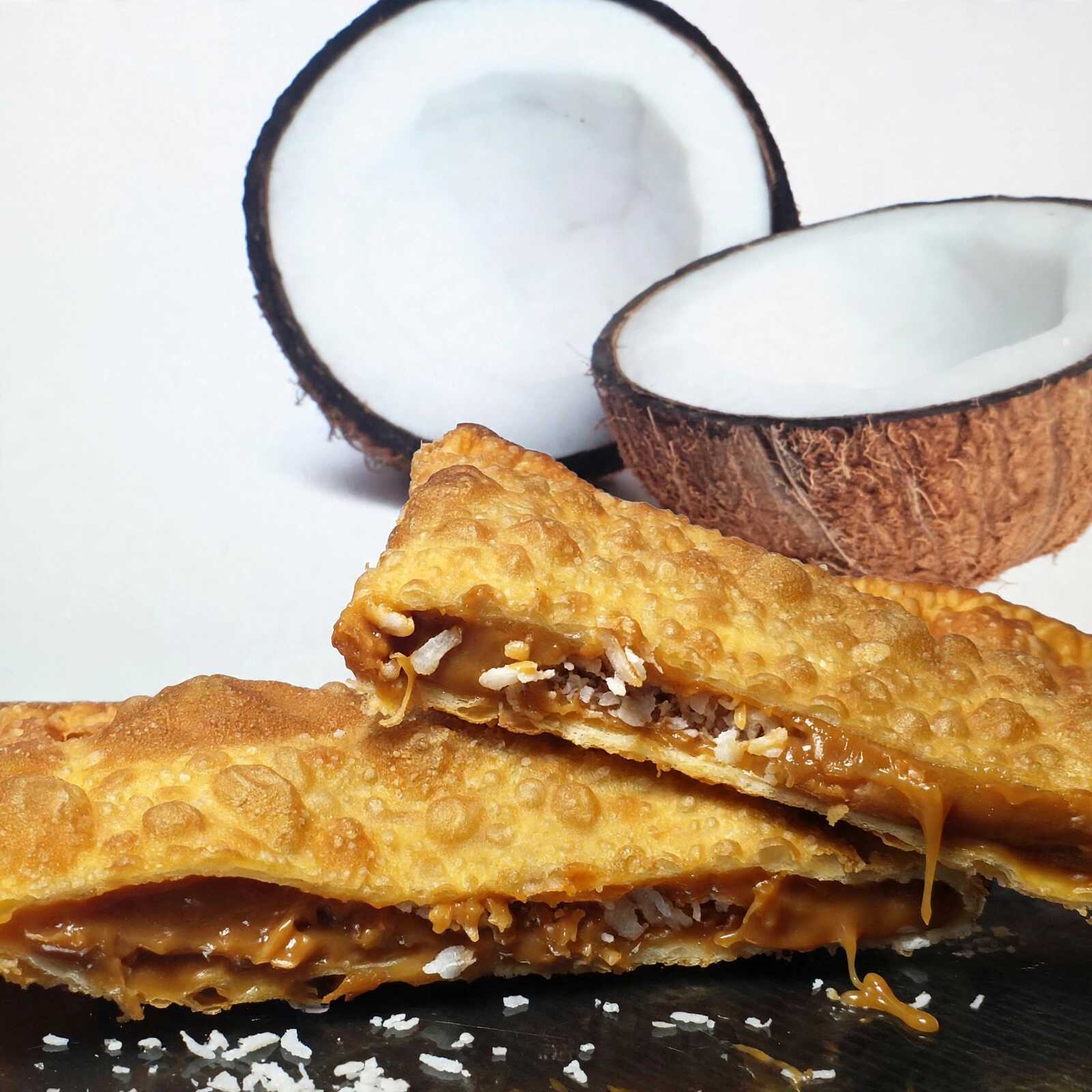 Delicioso Pastel recheado de Doce de Leite com Coco