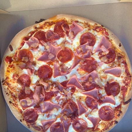 Pizza Chica de Tres Carnes
