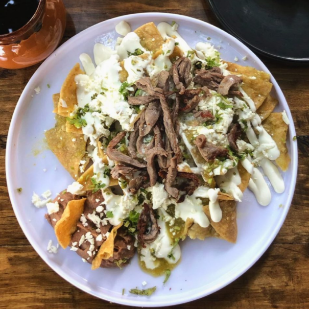 Chilaquiles con arrachera