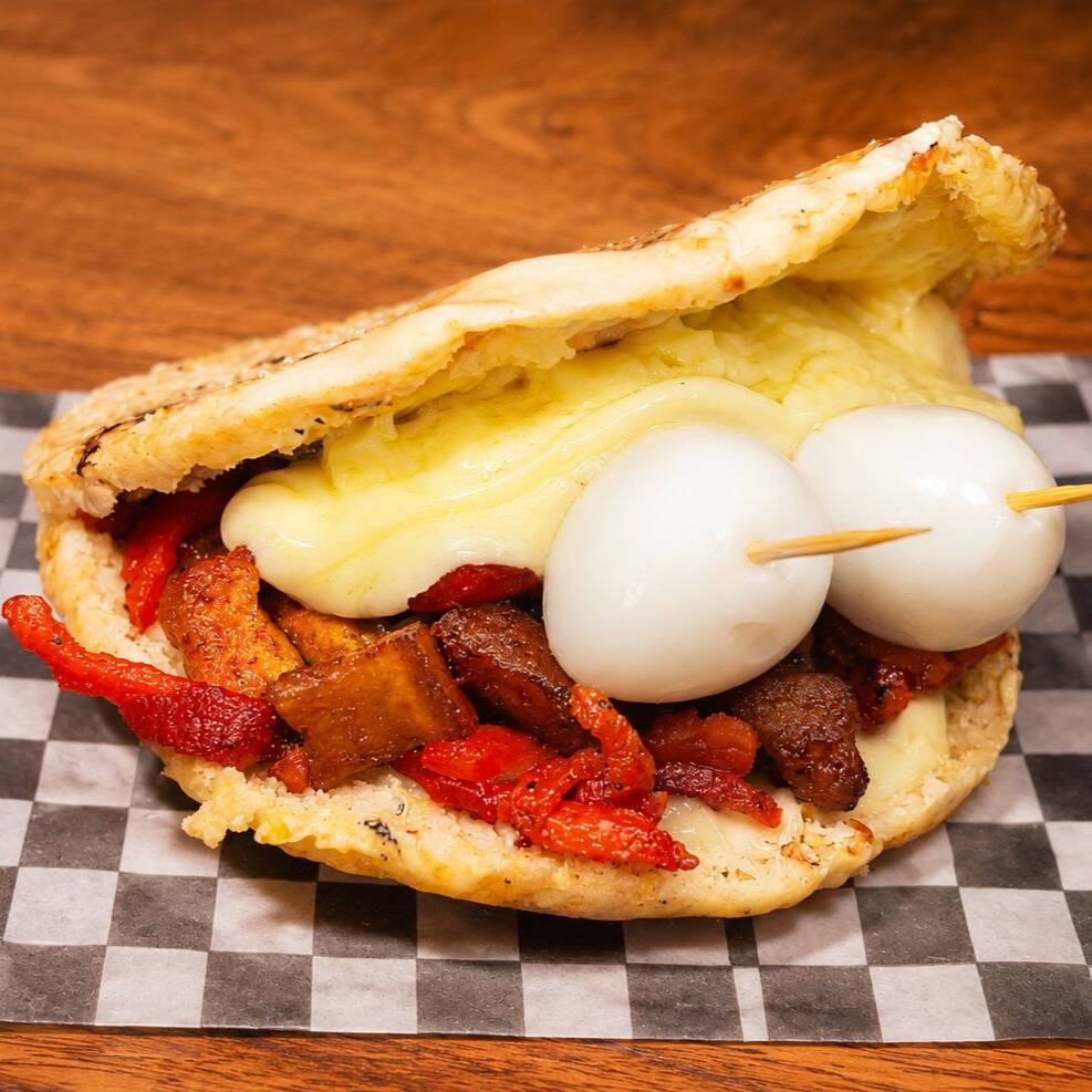 Arepa Especial Tocimaduro