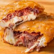 Carne seca com bastante mussarela