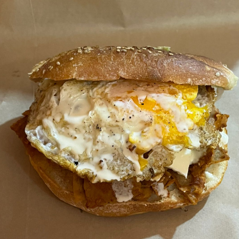 Torta de Chilaquiles Verdes