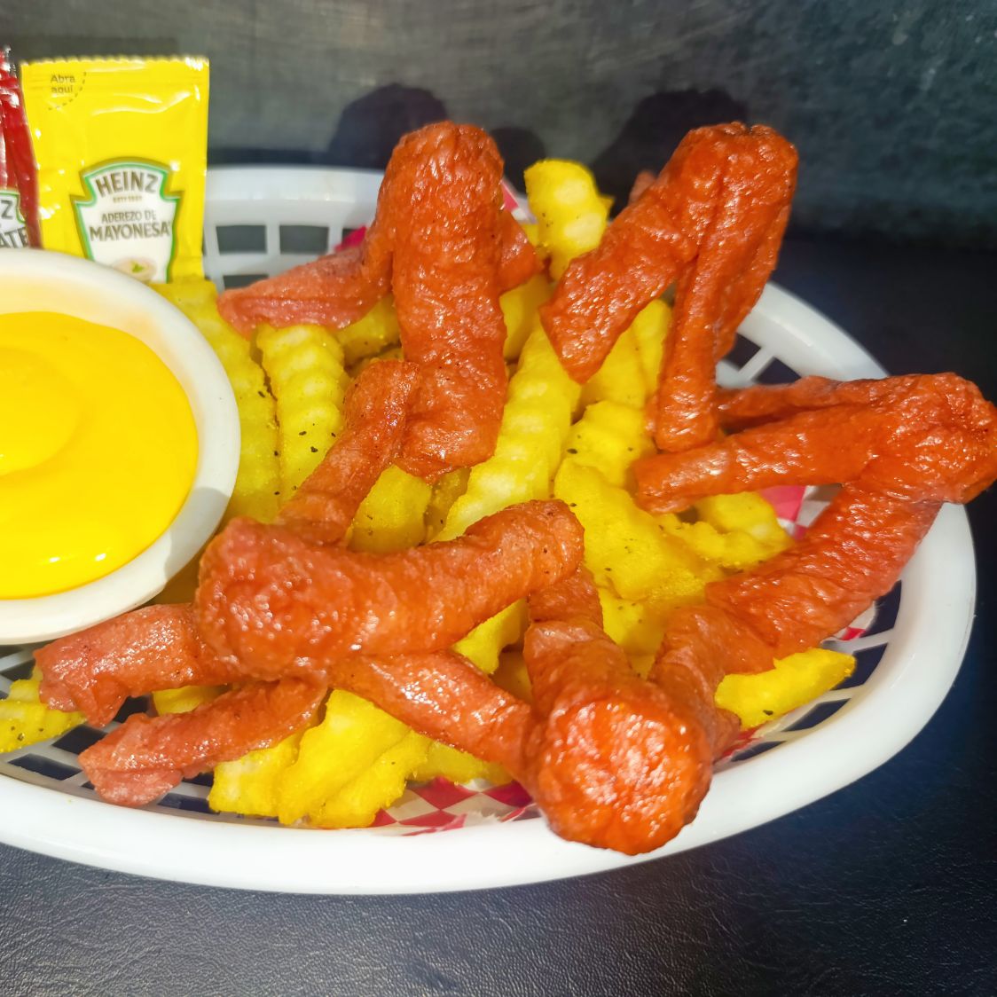 Salchipapas