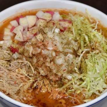 Pozole Rojo Grande Mixto (Pollo y Cerdo) 1 Litro