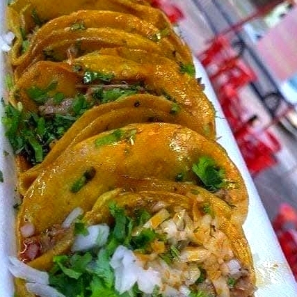 Orden de Tacos de BISTEC con Queso