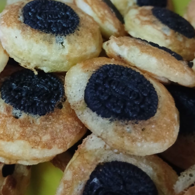 Mini Hotcakes Rellenos de Galleta OREO
