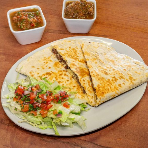 QUESADILLA DE HARINA GIGANTE