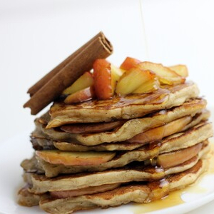Hot Cakes Manzana Canela