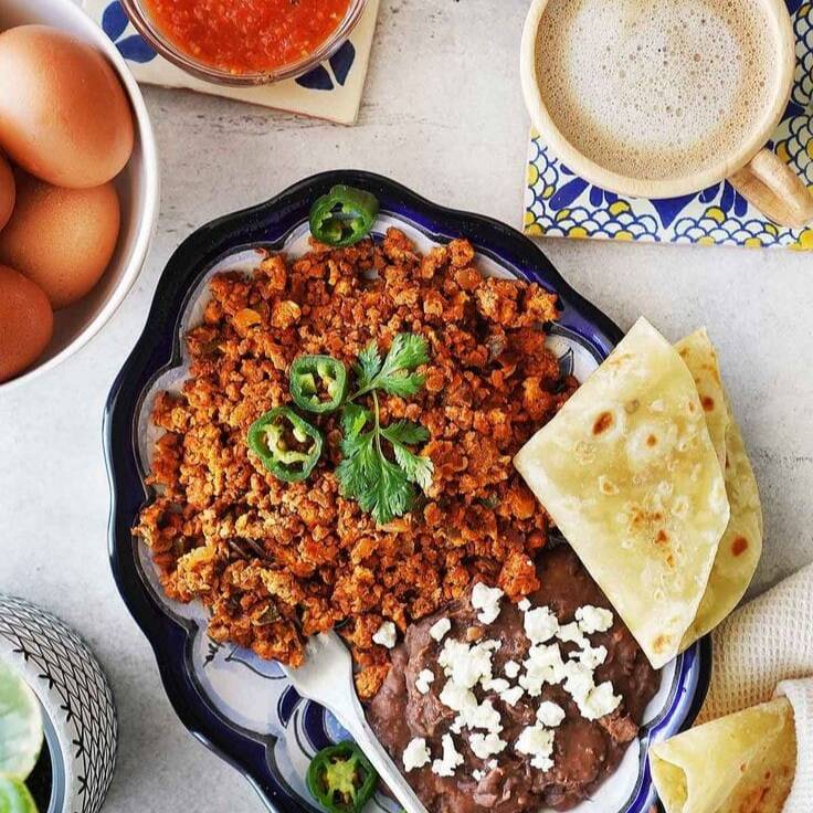 Huevos Con Chorizo (No pica)