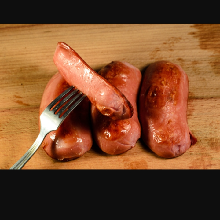 Huevo con salchicha