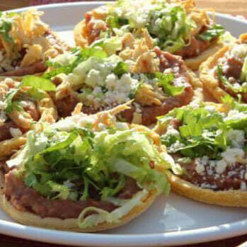 Sope Sencillo Con Un Guiso