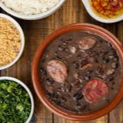 Feijoada, Arroz, Couve, Farofa e Vinagrete